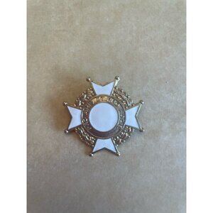 Pro Aris Et Pro Focis For Altars And Hearths Pin Brooch Medal Badge Collectible